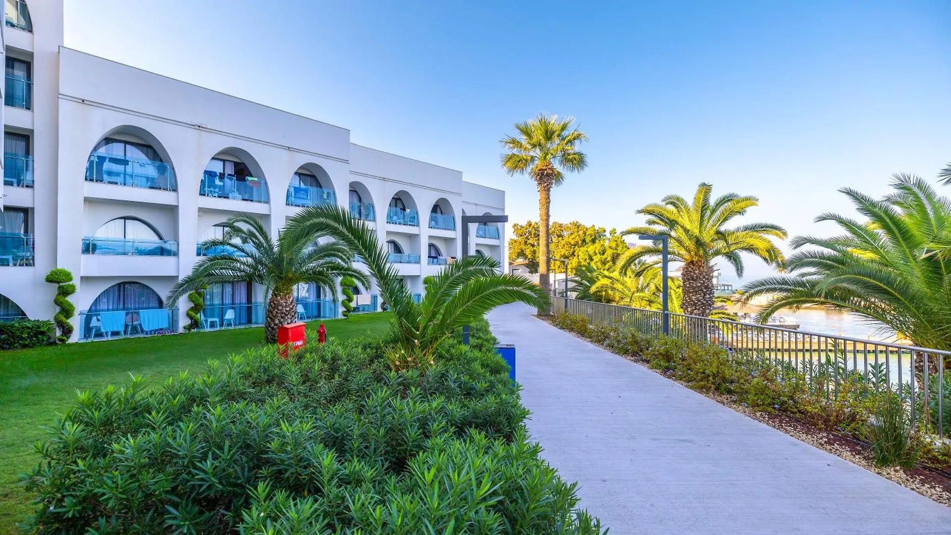 Hotel Infinity By Yelken Aquapark&Resorts Kusadası
