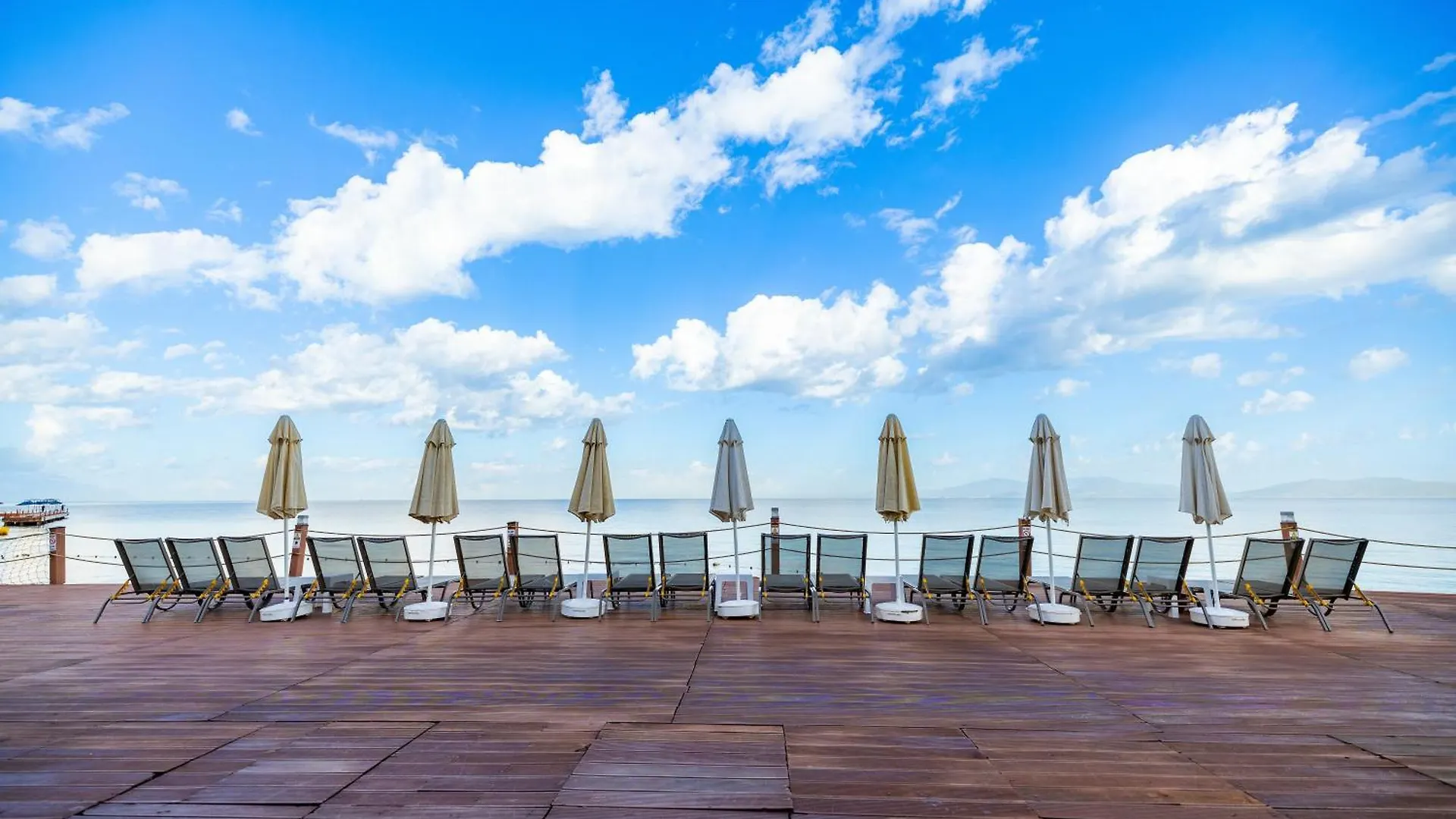 Infinity By Yelken Aquapark&Resorts Kusadası Hotel