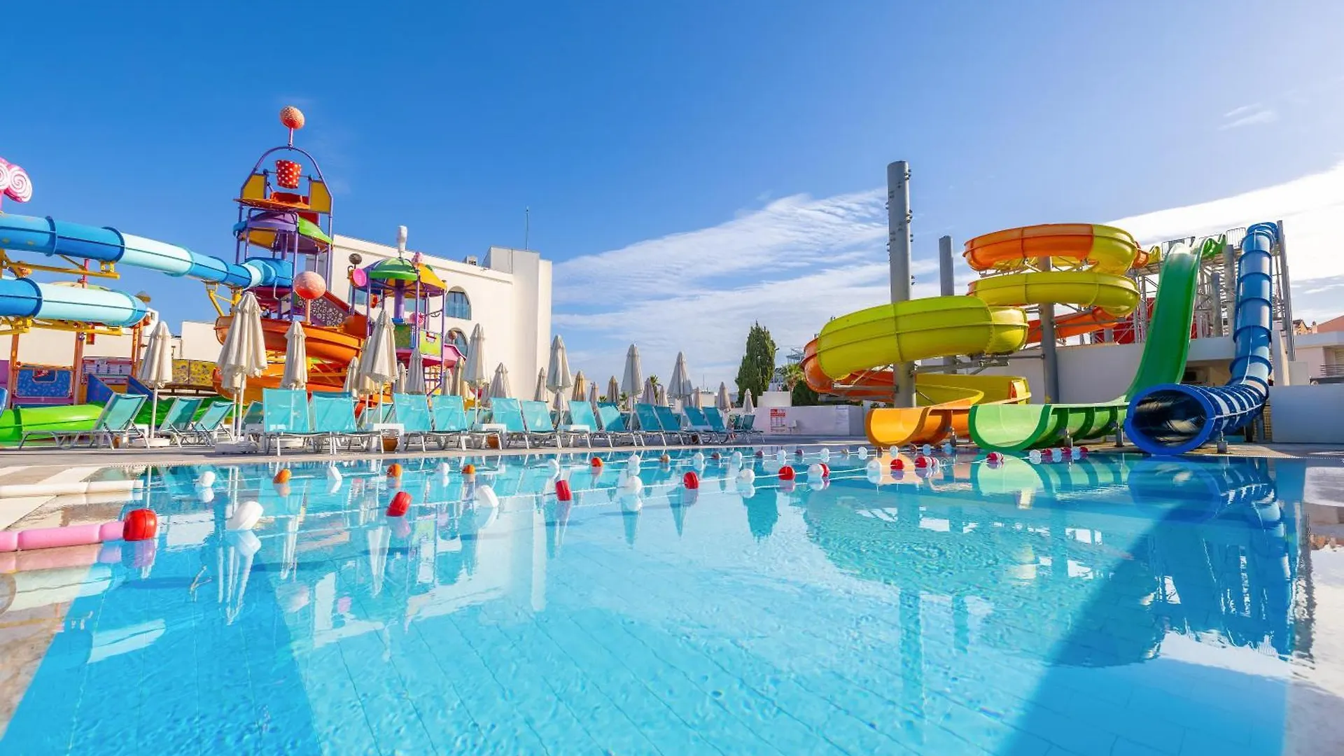 Hotel Infinity By Yelken Aquapark&Resorts Kusadası