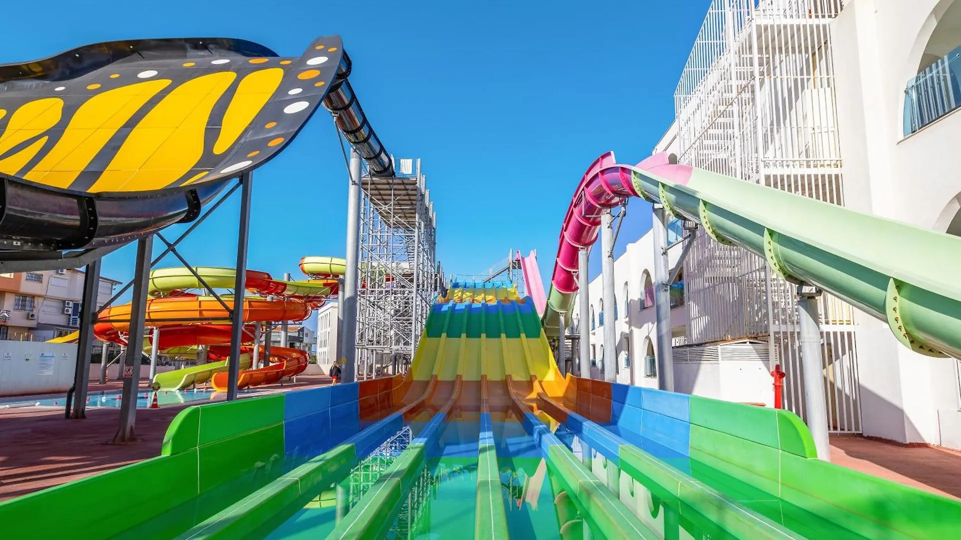 Infinity By Yelken Aquapark&Resorts Kusadası Hotel