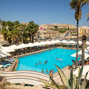 https://beach-garden.hotelssaintjulians.com